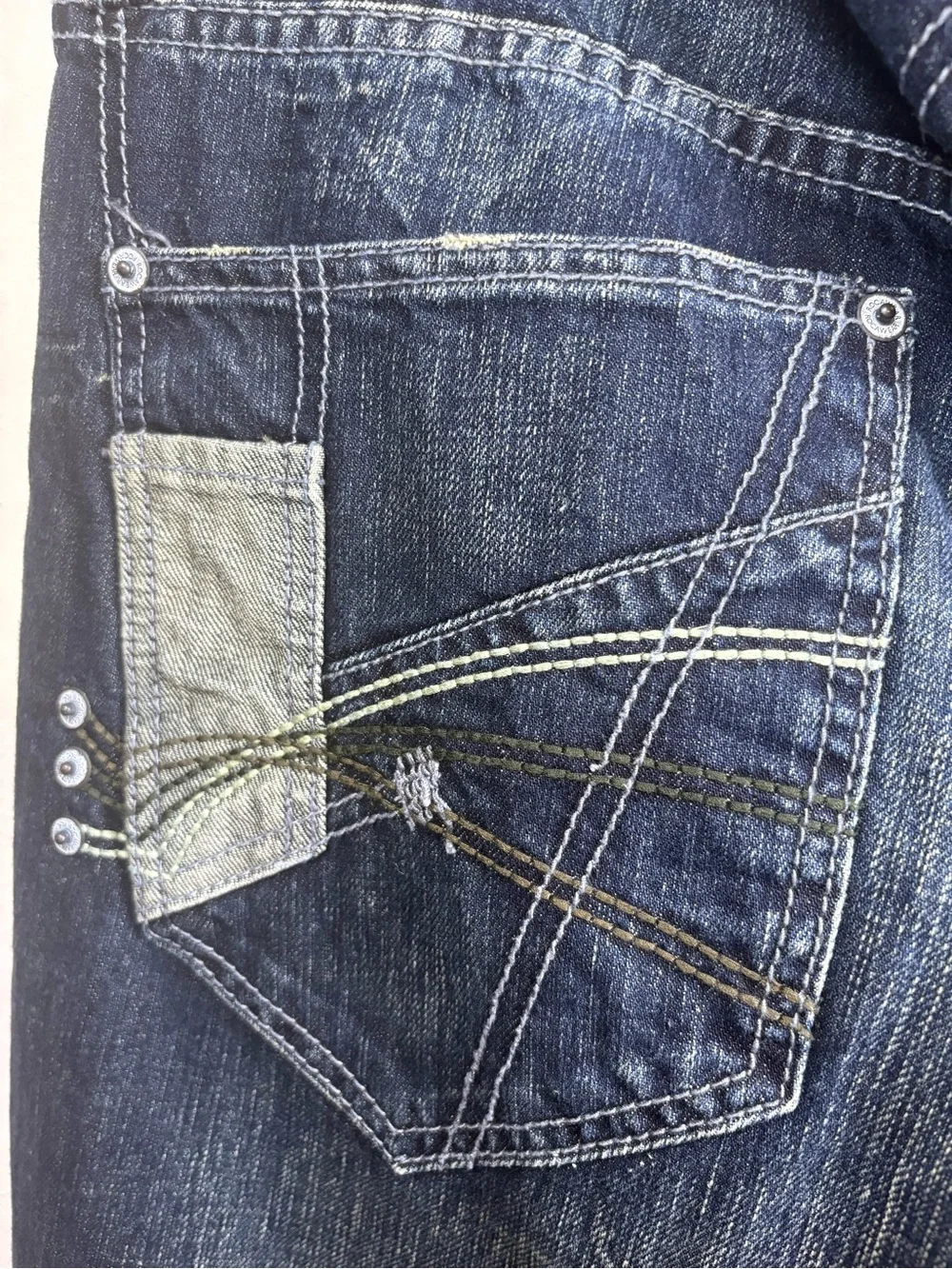 Rocawear Men’s Straight Jeans in Dark Blue Wash